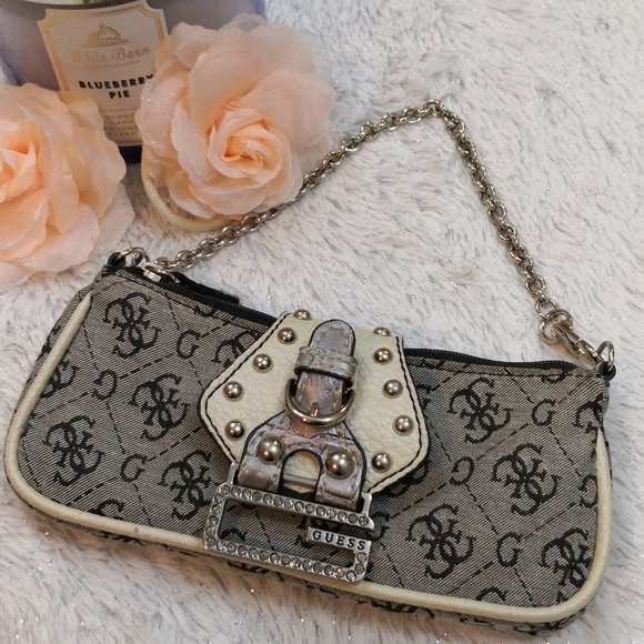 Guess Handbags - NWOT Guess Chain Wallet bag